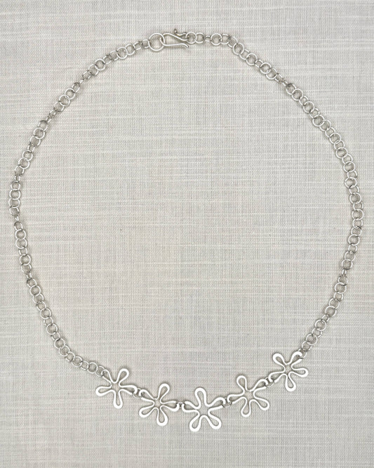 Meadow Necklace – Silver Plated