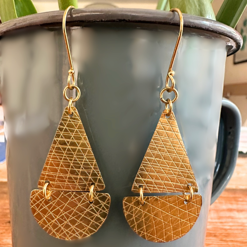 Petal Drop Cross-Hatch Earrings - Brass