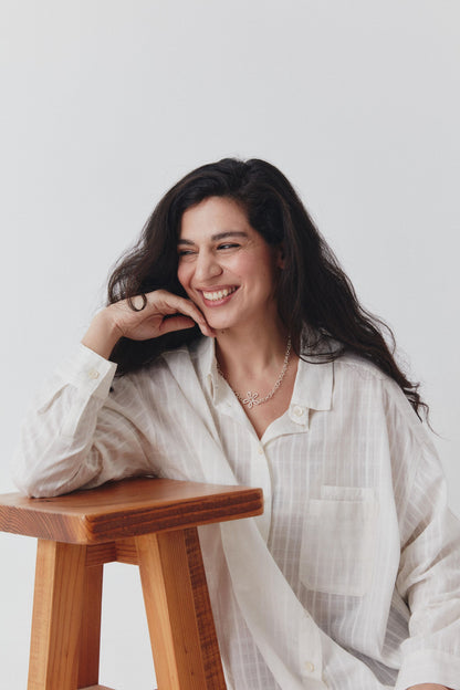 Jo Oversized Shirt - White Self-Check