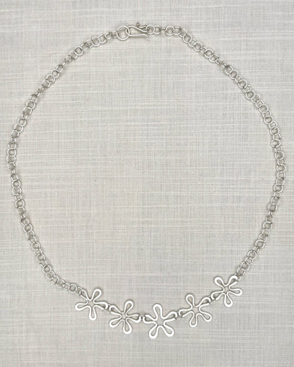 Meadow Necklace – Silver Plated